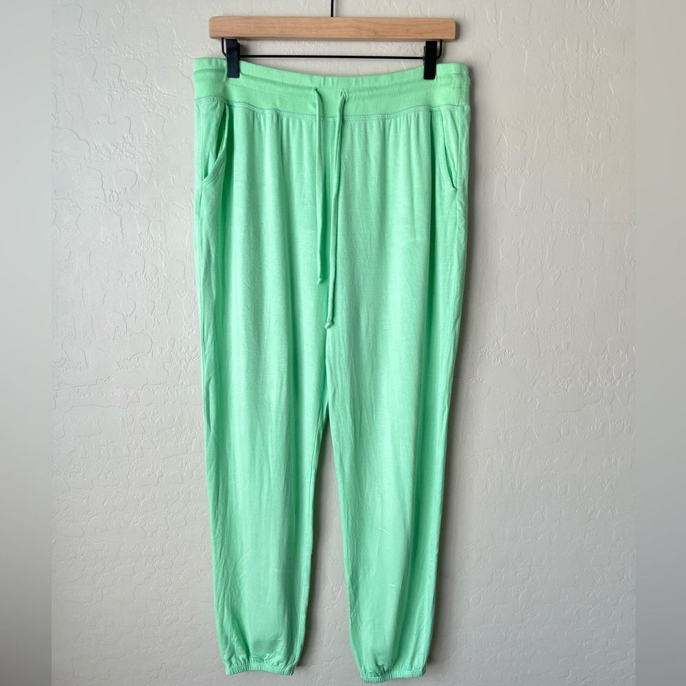 Beyond Yoga Week Ender Pants Joggers Pistachio Green Size XL - Picture 2 of 6